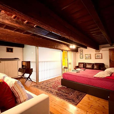 Saint Patrick Guest House 바를레타 외부 사진