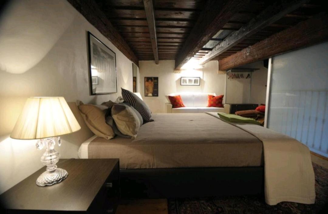 Saint Patrick Guest House 바를레타 외부 사진