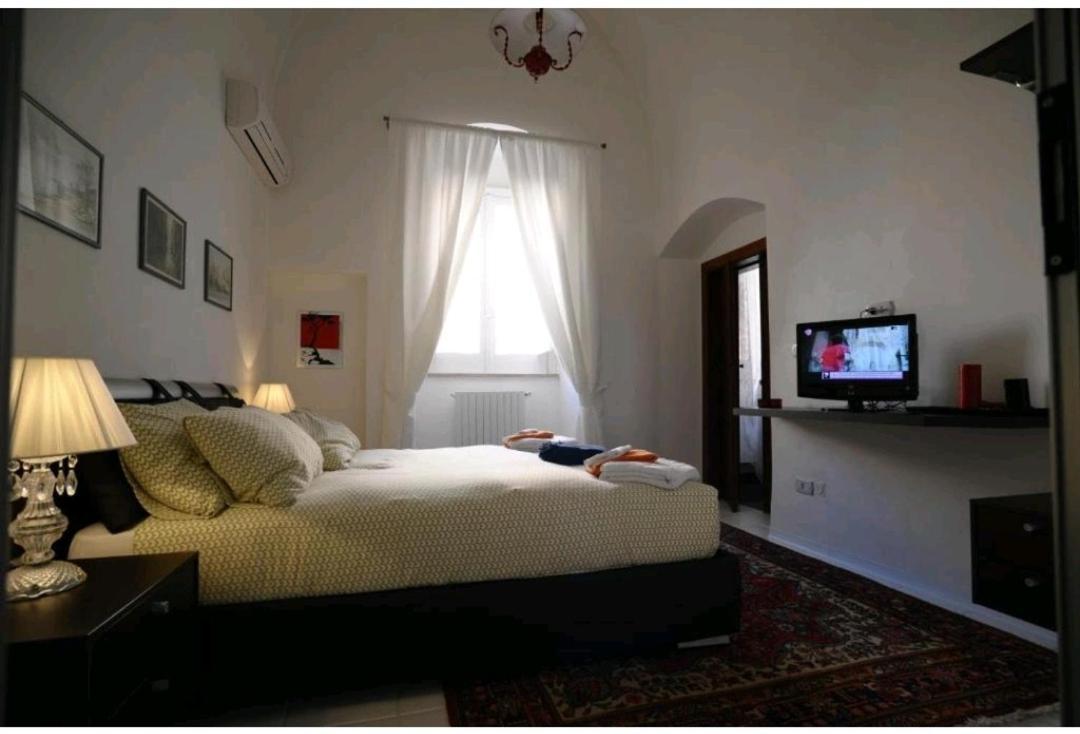 Saint Patrick Guest House 바를레타 외부 사진