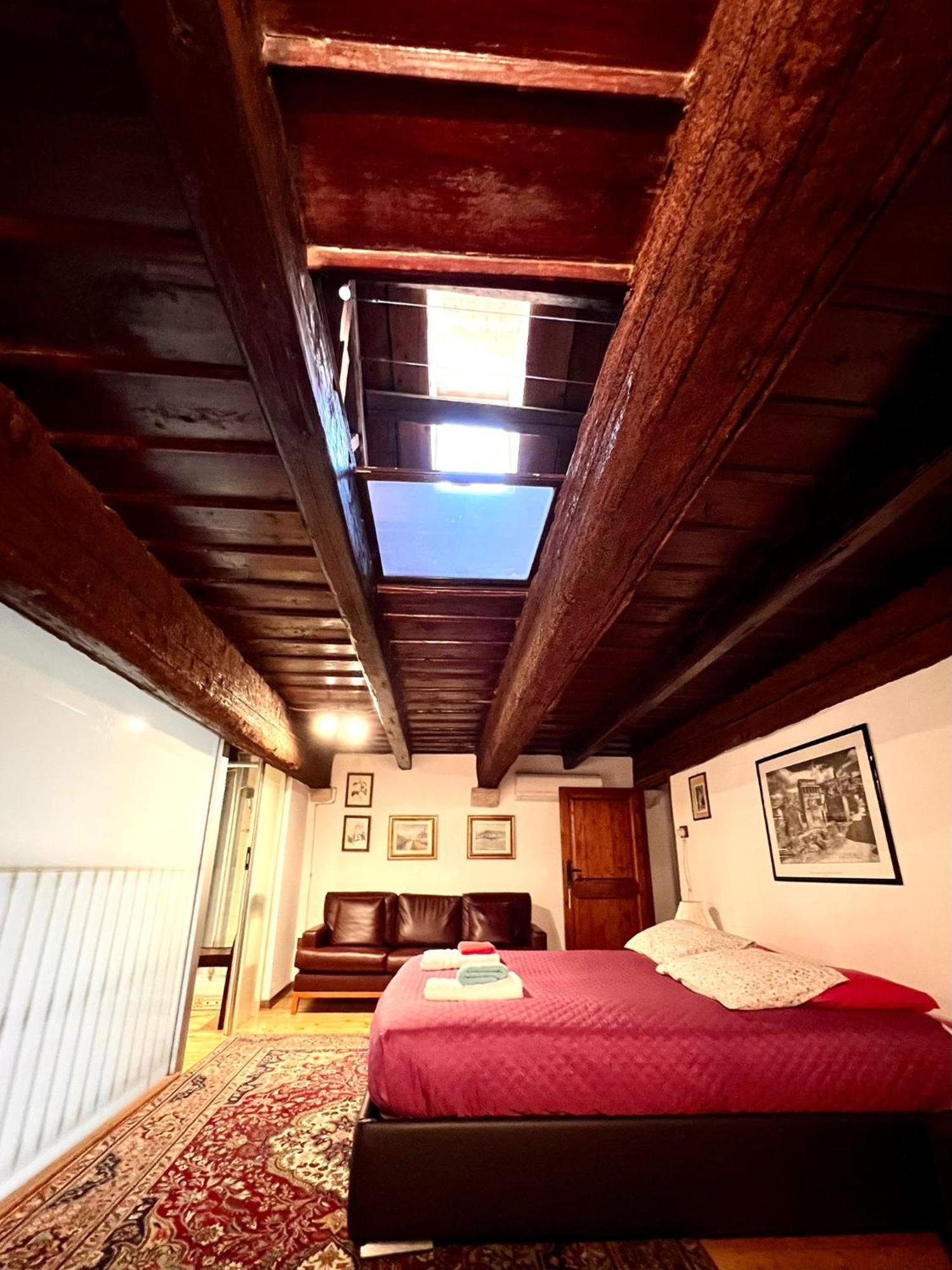 Saint Patrick Guest House 바를레타 외부 사진