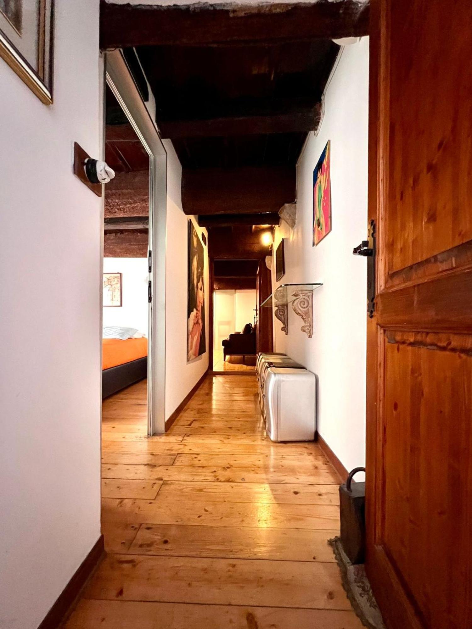 Saint Patrick Guest House 바를레타 외부 사진